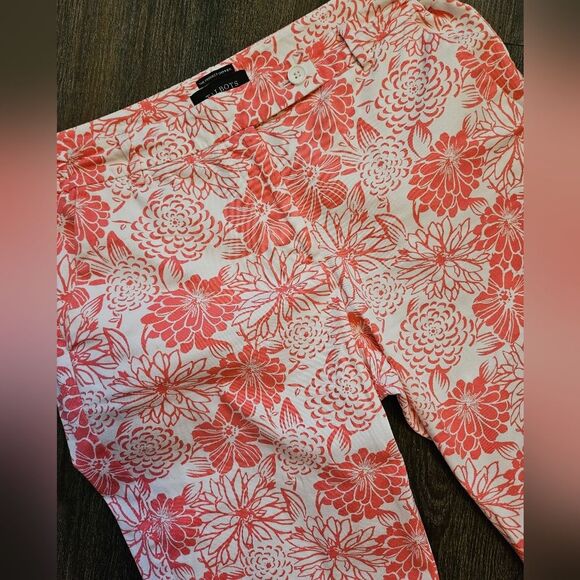 Talbots Womens Perfect Skimmer Cropped Capri Pants Sz 10 Floral Print Pink White - Picture 2 of 9